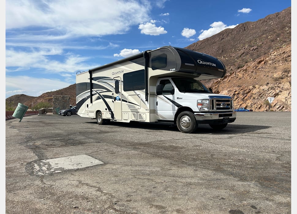 Class C Motor Home rentals in El Paso