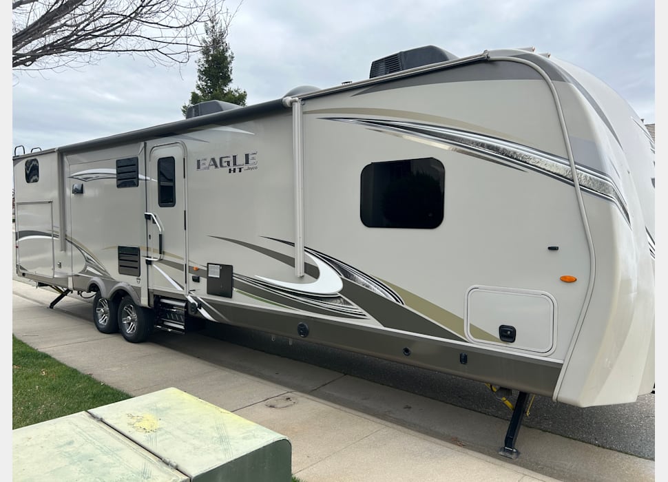 Travel Trailer rentals in Roseville