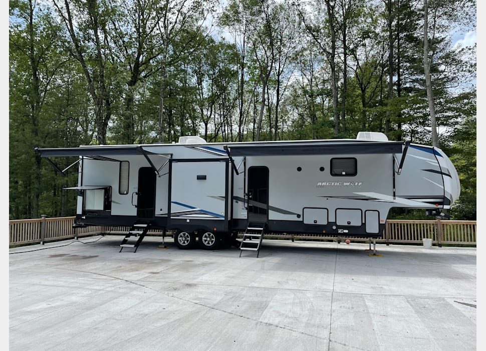 Fifth Wheel rentals in Alexandria