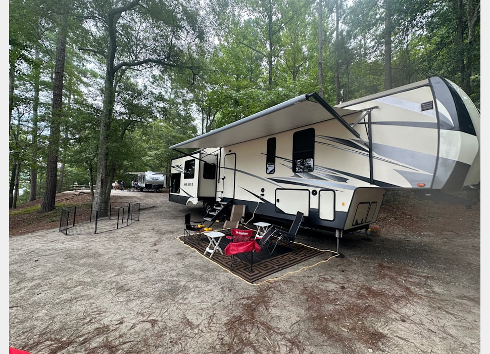 Fifth Wheel rentals in Hull