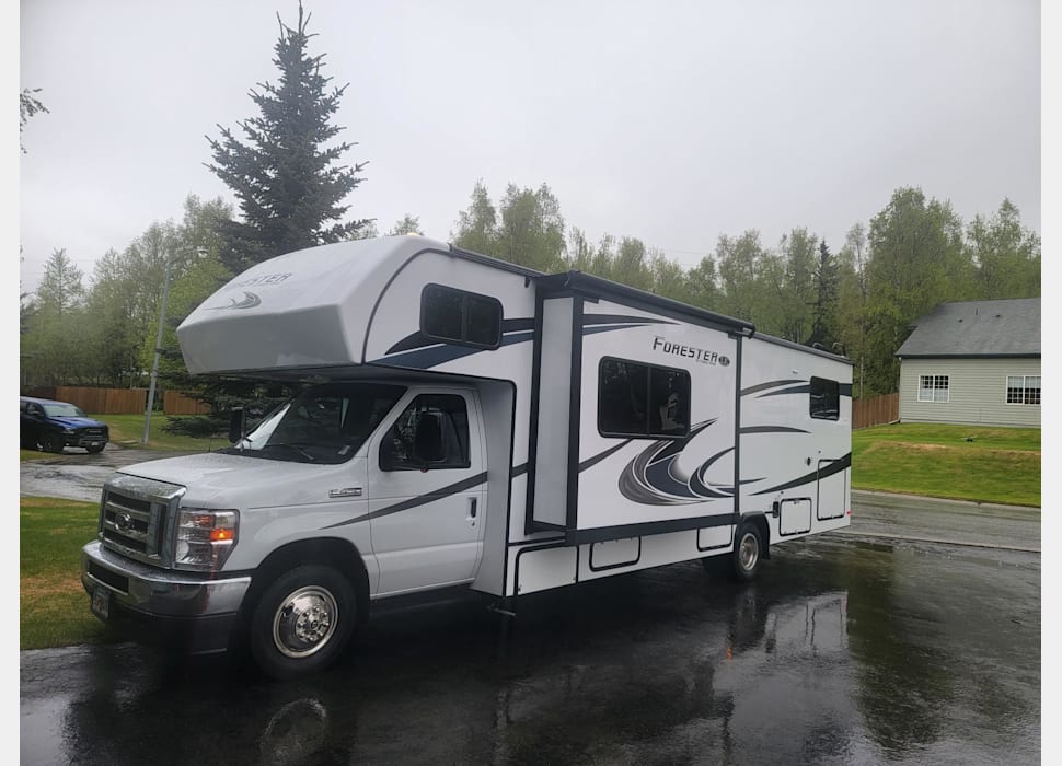 Class C Motor Home rentals in Anchorage