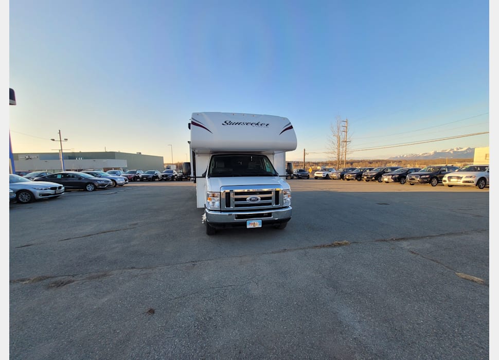Class C Motor Home rentals in Anchorage