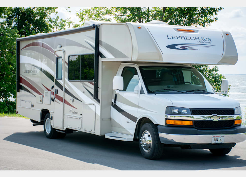 Class C Motor Home rentals in Hilbert