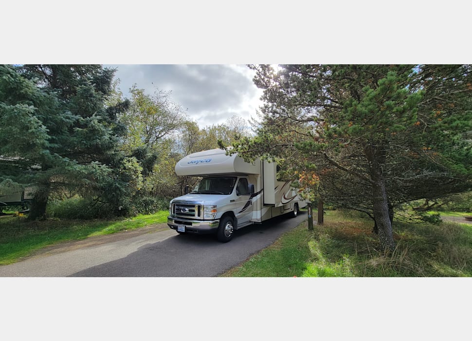 Class C Motor Home rentals in Bonney Lake