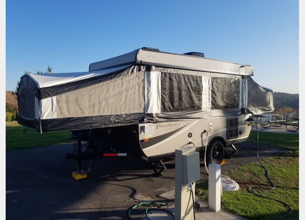 Pop-up Camper rentals in hesperia