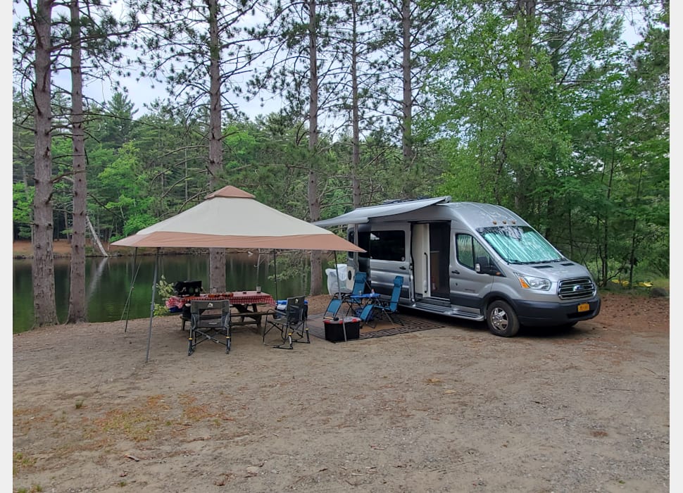Class B Camping Van rentals in Gansevoort