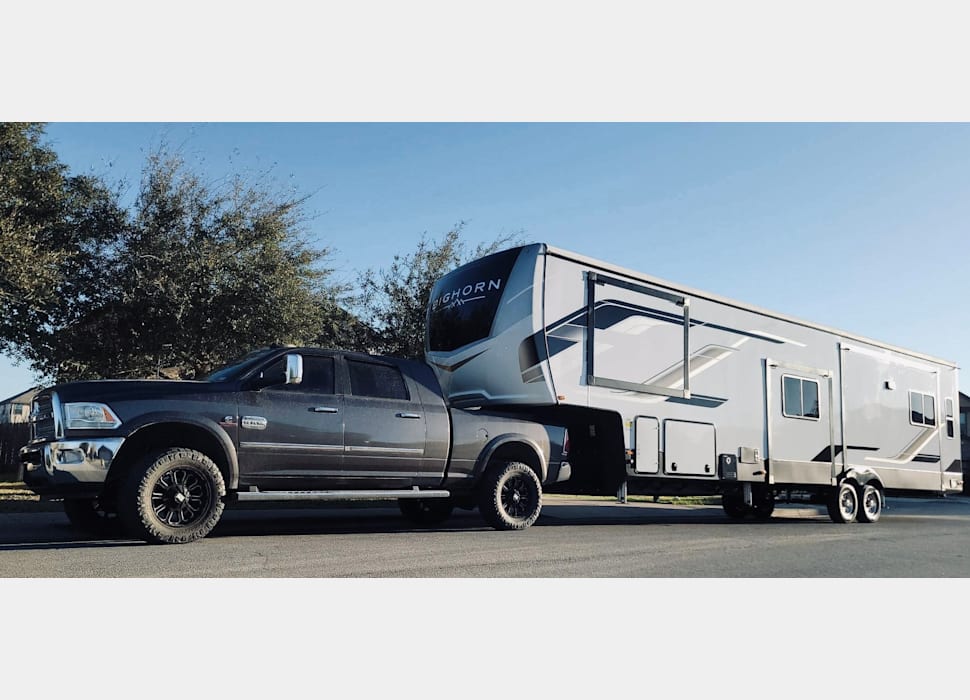 Fifth Wheel rentals in Austin