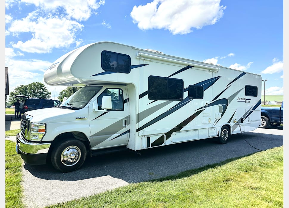 Class C Motor Home rentals in Modena