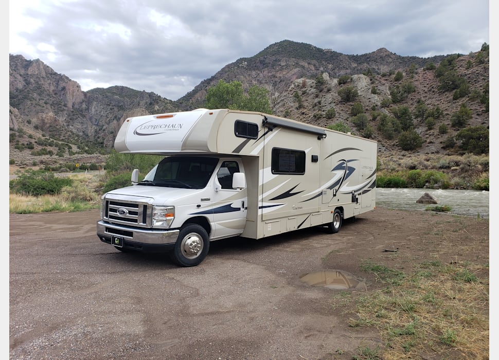 Class C Motor Home rentals in Elsinore