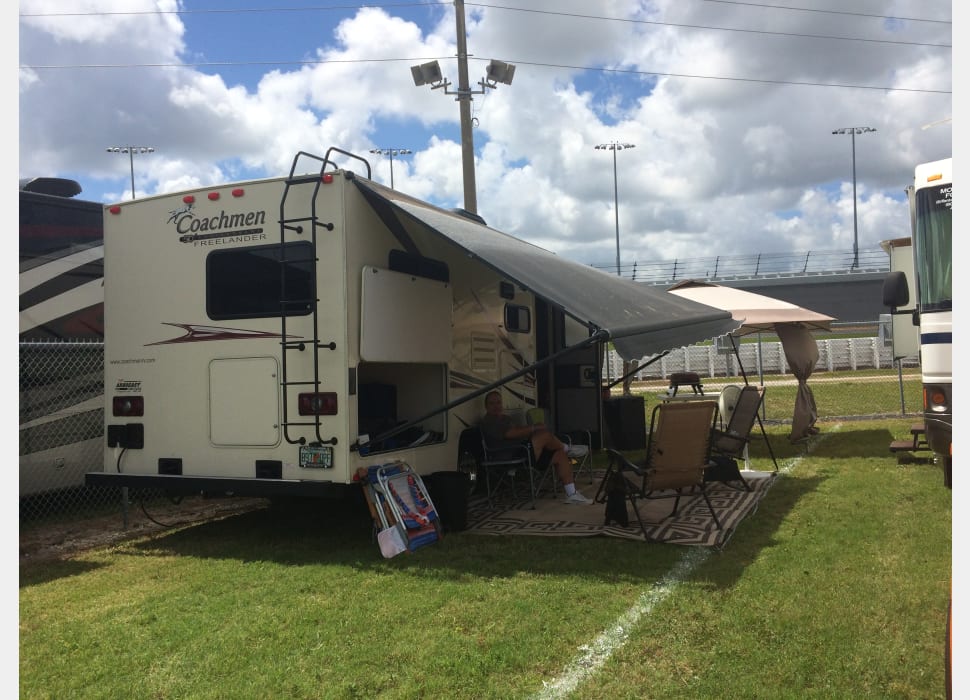 14 Coachmen Rv Freelander 21qb Chevy 4500 Rv Rental In Lochmoor 14 Coachmen Rv Freelander 21qb Chevy 4500 Rv Rental In Lochmoor