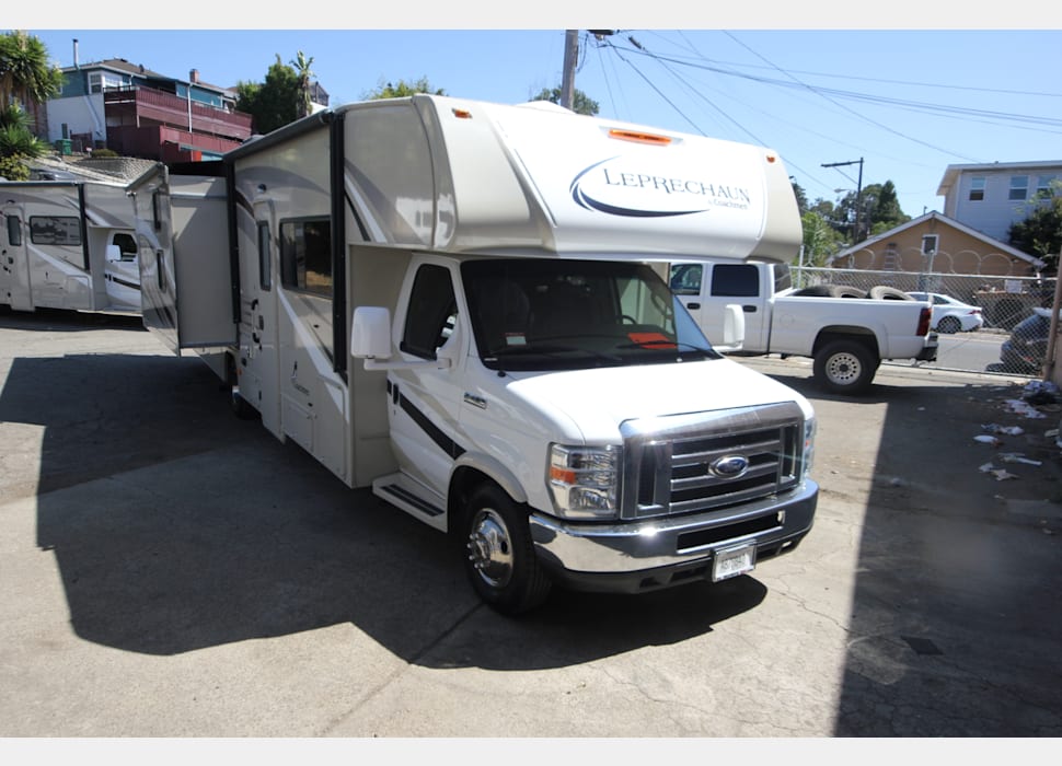 Class C Motor Home rentals in Tracy