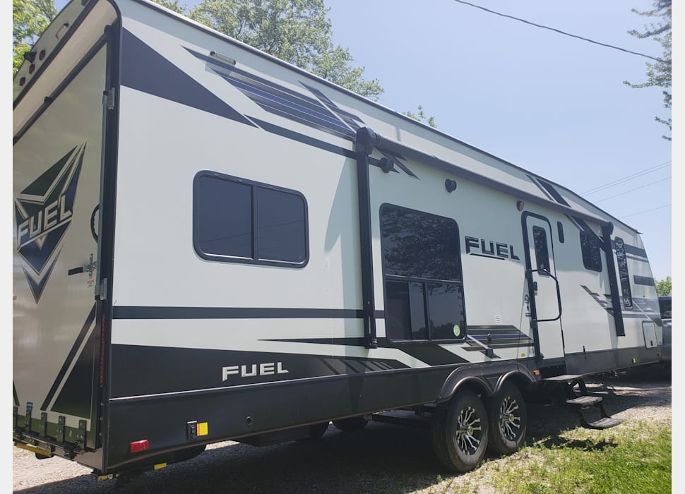 Toy Hauler rentals in Wentzville