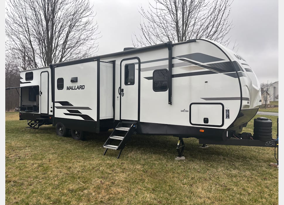 Travel Trailer rentals in Walker