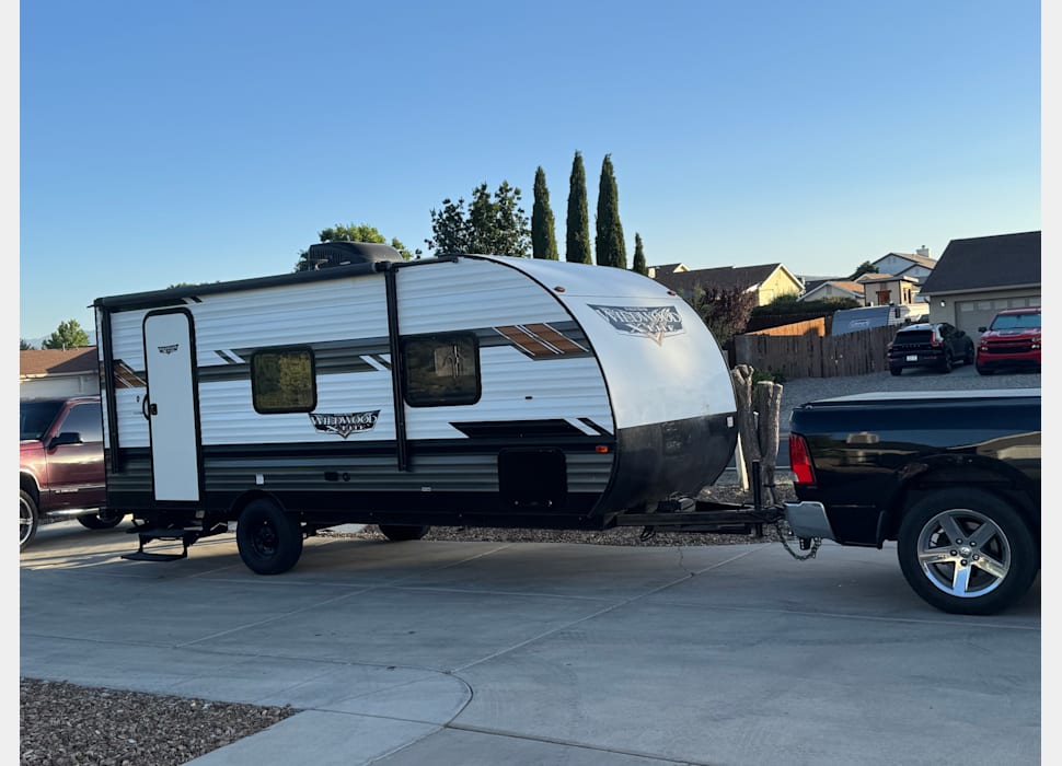 Travel Trailer rentals in Village of Oak Creek (Big Park)