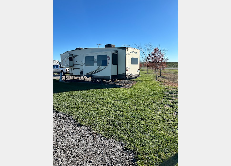 Fifth Wheel rentals in Carterville