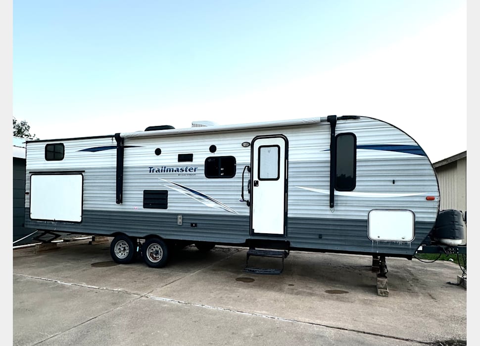Travel Trailer rentals in Spring
