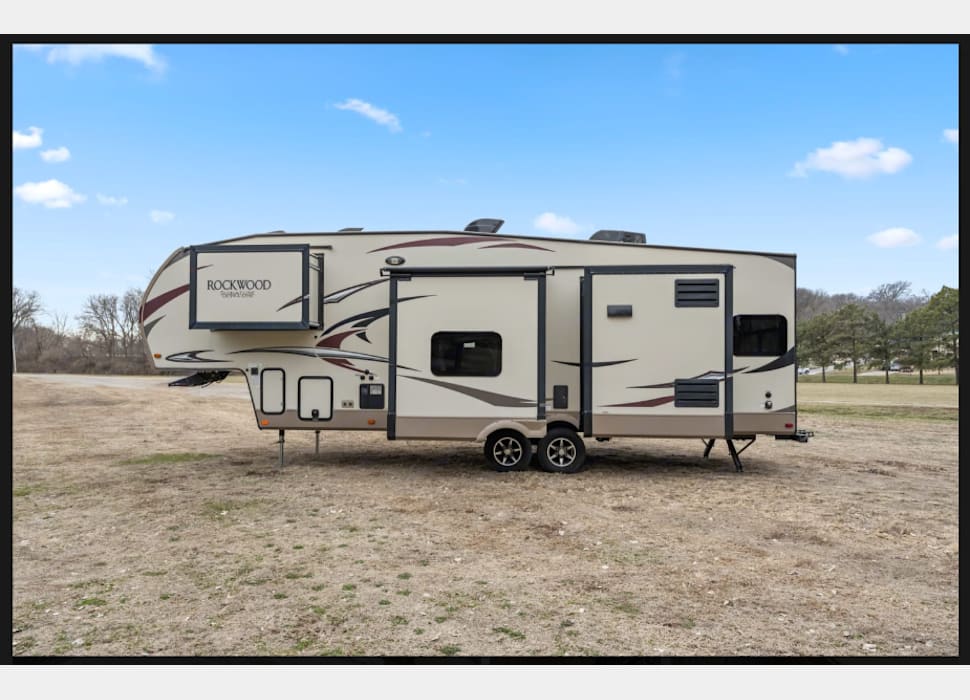 Fifth Wheel rentals in Humphrey