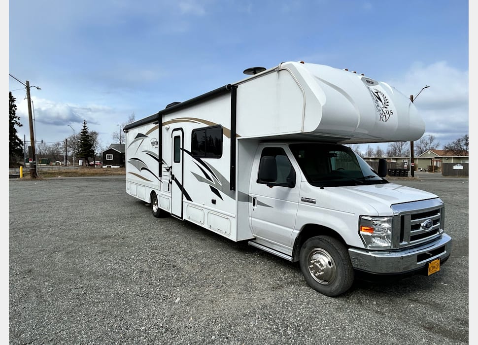 Class C Motor Home rentals in Anchorage