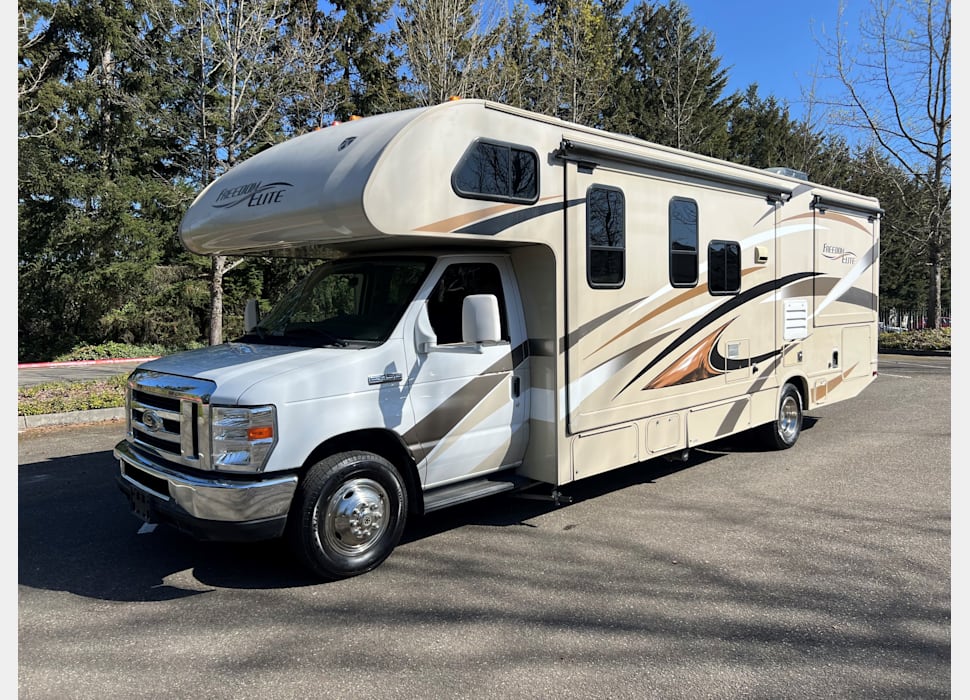 Class C Motor Home rentals in Federal Way