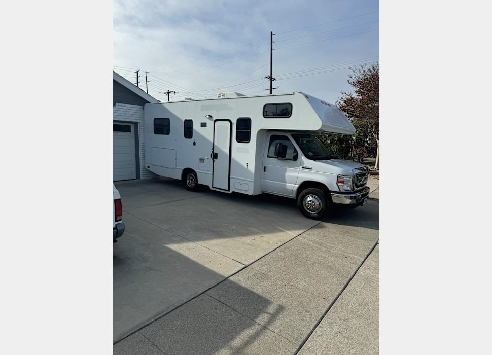 Class C Motor Home rentals in DOWNEY