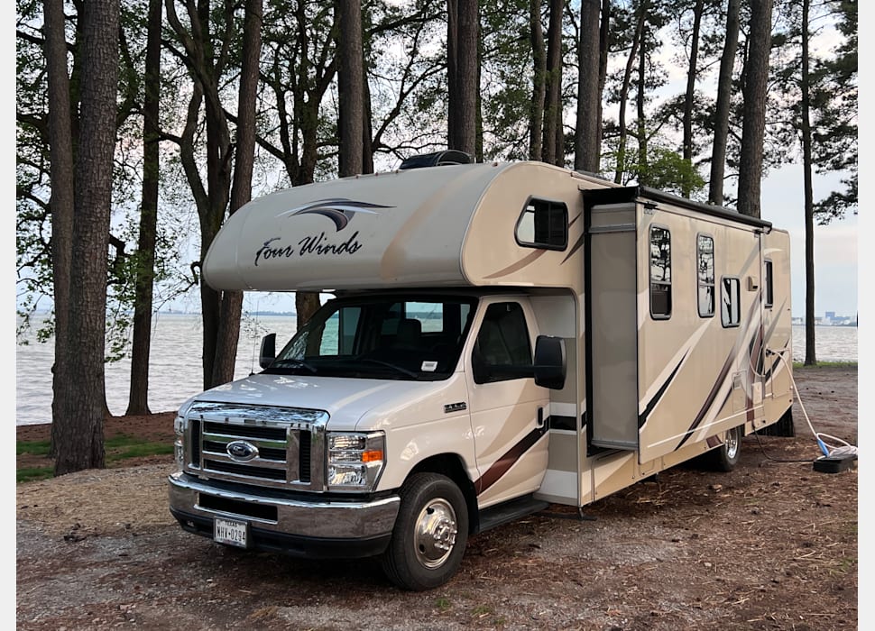 Class C Motor Home rentals in SHELBYVILLE