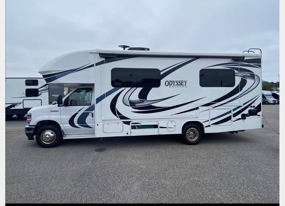 Class C Motor Home rentals in Valrico
