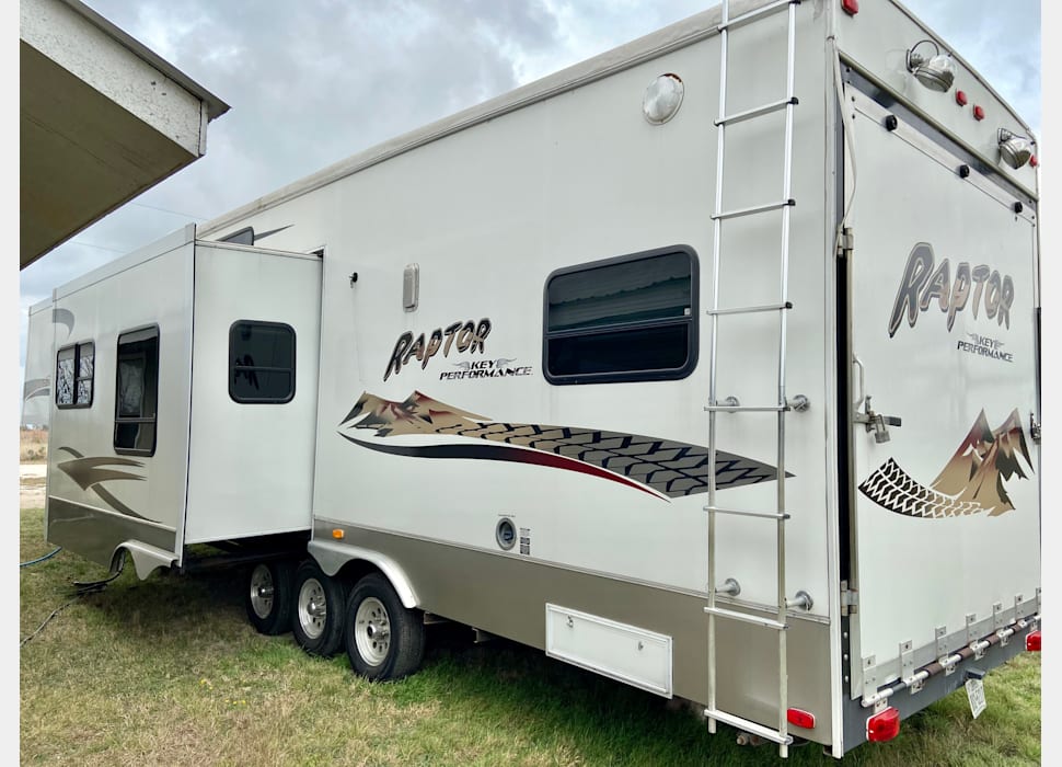 Toy Hauler rentals in Dallas