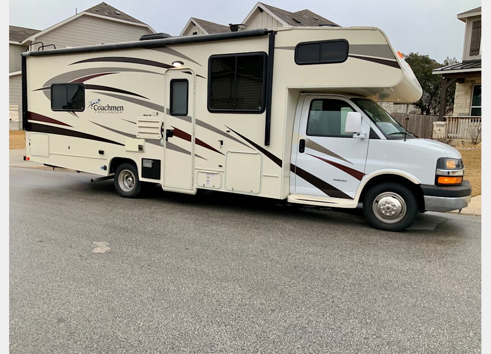 Class C Motor Home rentals in Bulverde