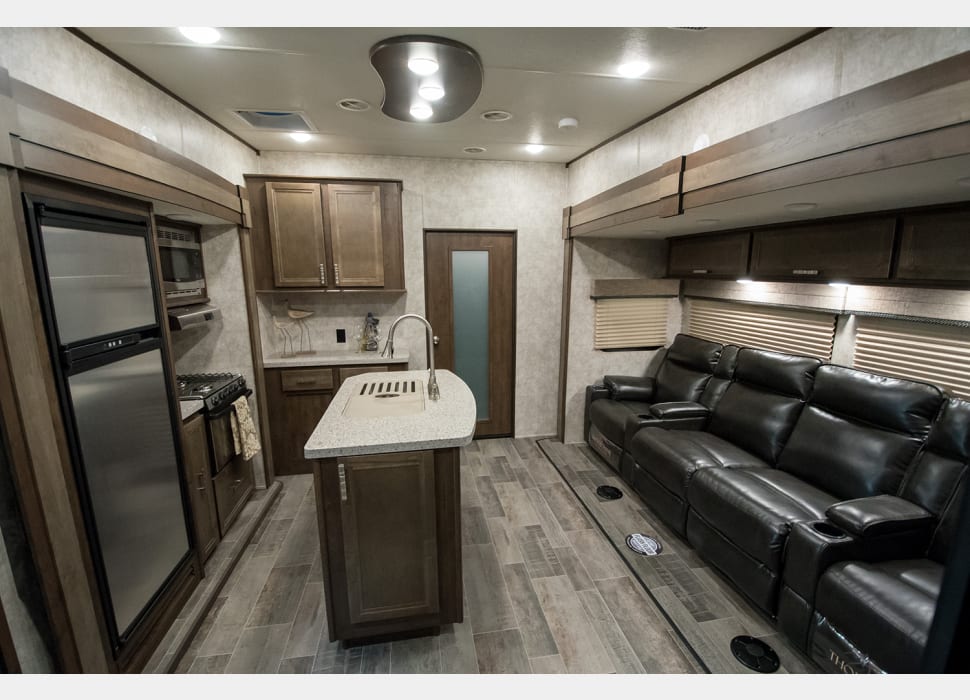 2019 Highland Ridge Highlander Ht31rgr Rv Rental In San Clemente Ca