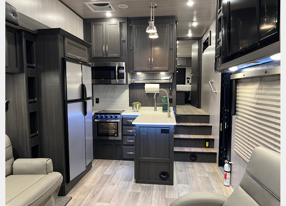 Fifth Wheel rentals in Coachella