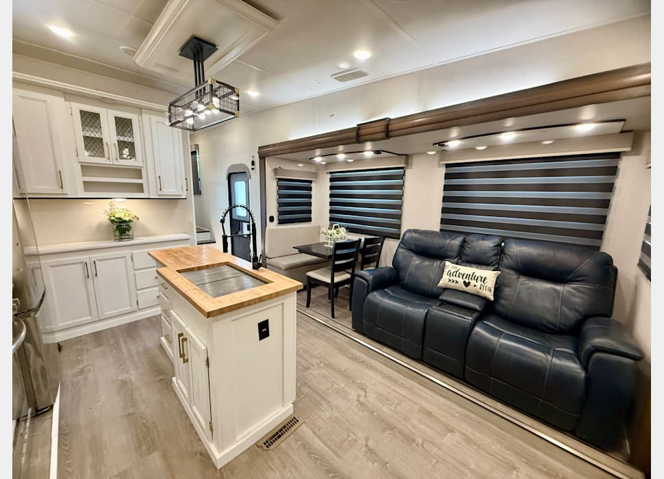 Fifth Wheel rentals in Sarasota