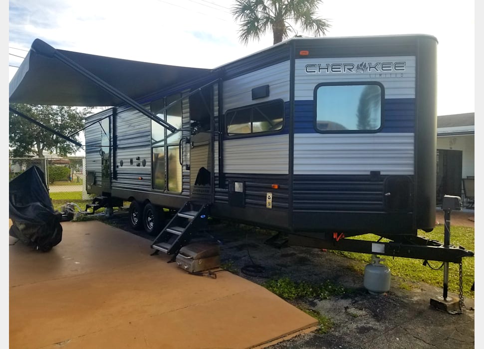Travel Trailer rentals in Lake worth