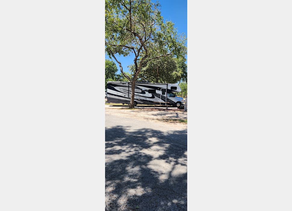 Class C Motor Home rentals in Perkinston