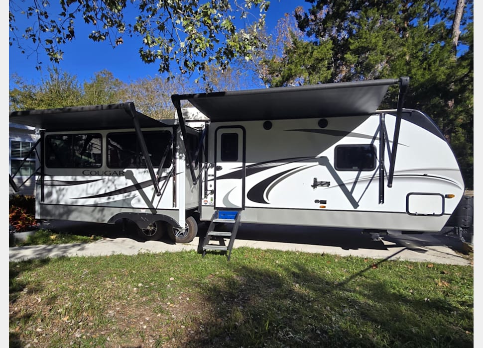 Travel Trailer rentals in Newberry