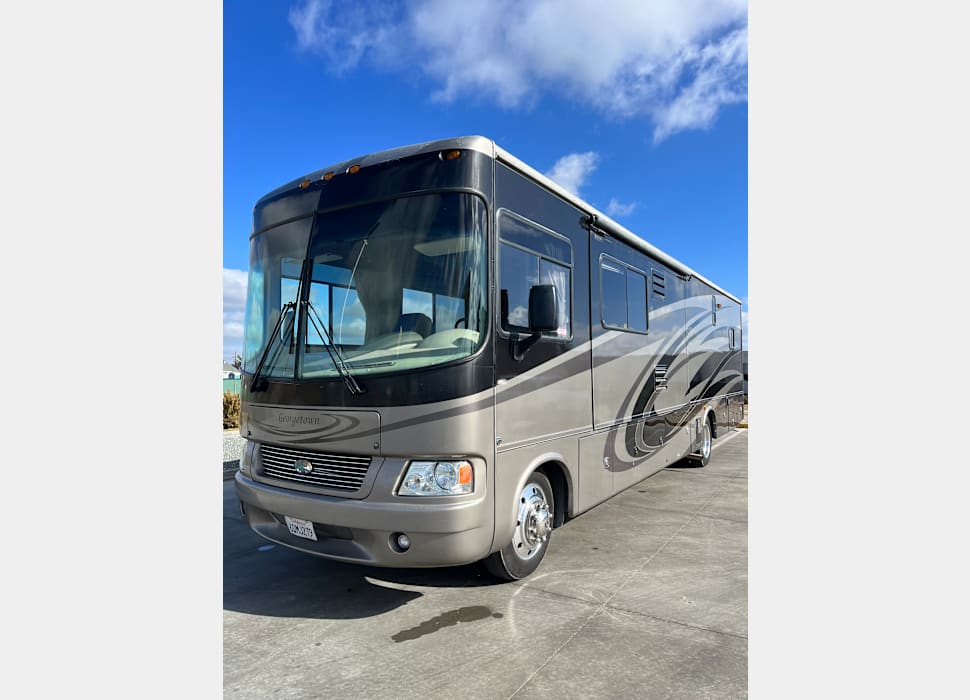 Class A Motor Home rentals in HUME