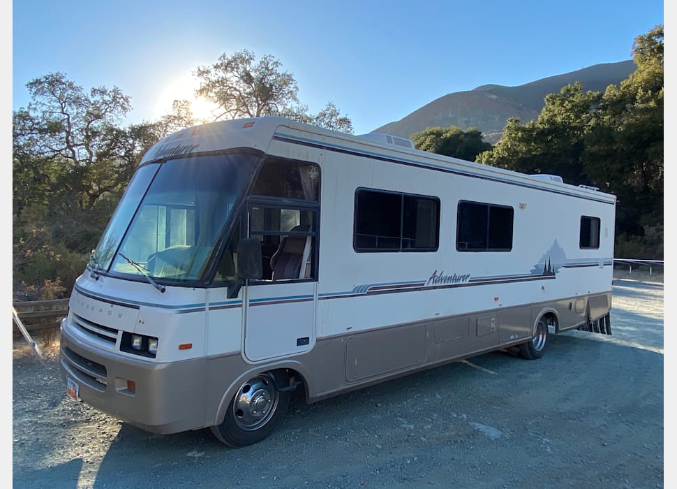 1994 Winnebago Adventurer AE 30T AE, RV Rental in Concord, CA | RVshar