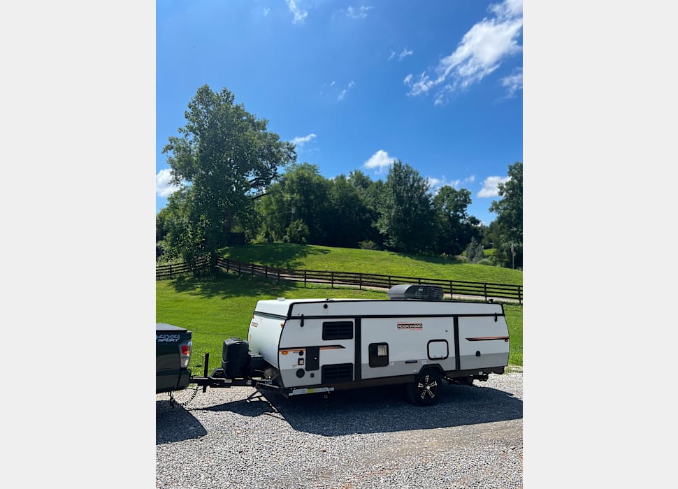 Pop-up Camper rentals in Brentwood
