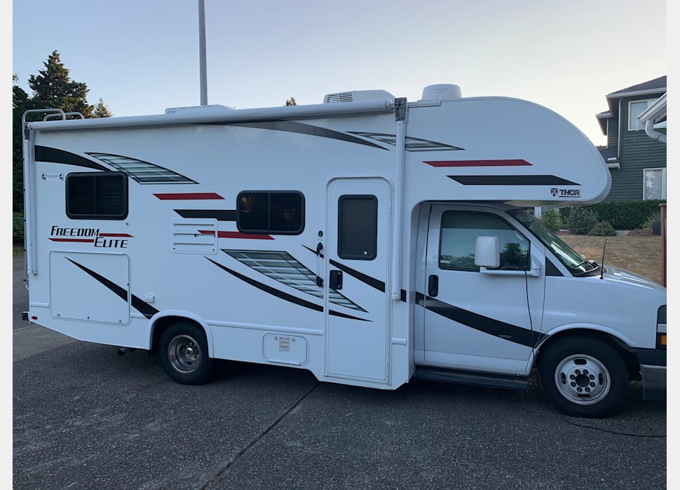 Class C Motor Home rentals in Seattle
