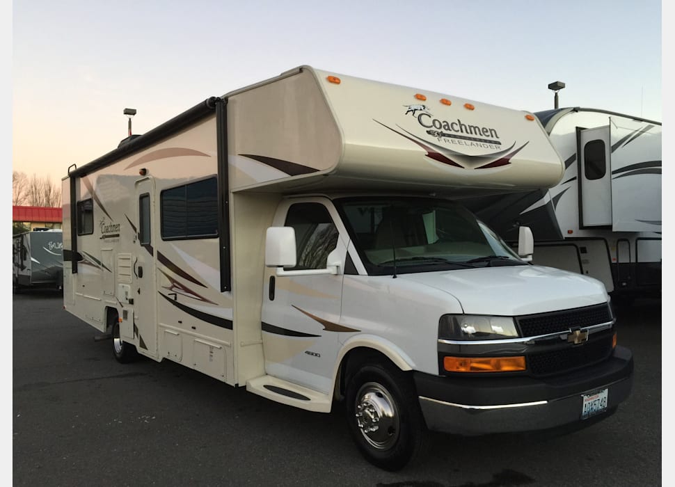 Class C Motor Home rentals in Seattle