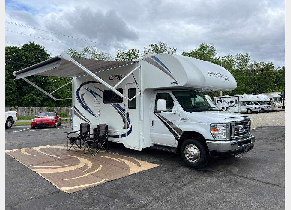 Class C Motor Home rentals in Whitehall