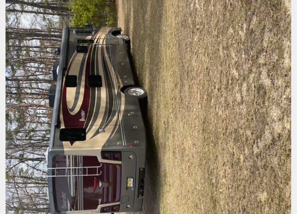 Class A Motor Home rentals in MOUNT ROYAL