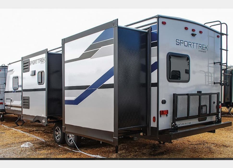 Travel Trailer rentals in Hood River