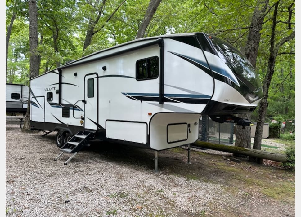 Fifth Wheel rentals in Linwood