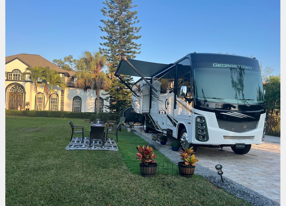 Class A Motor Home rentals in Delray Beach