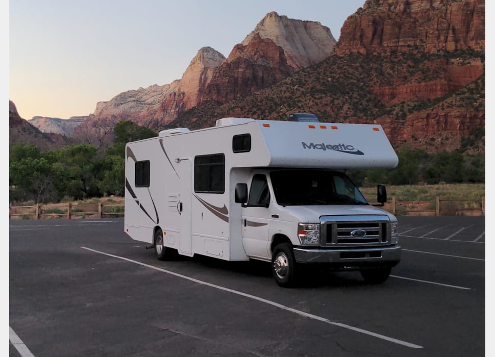 Class C Motor Home rentals in Roseville