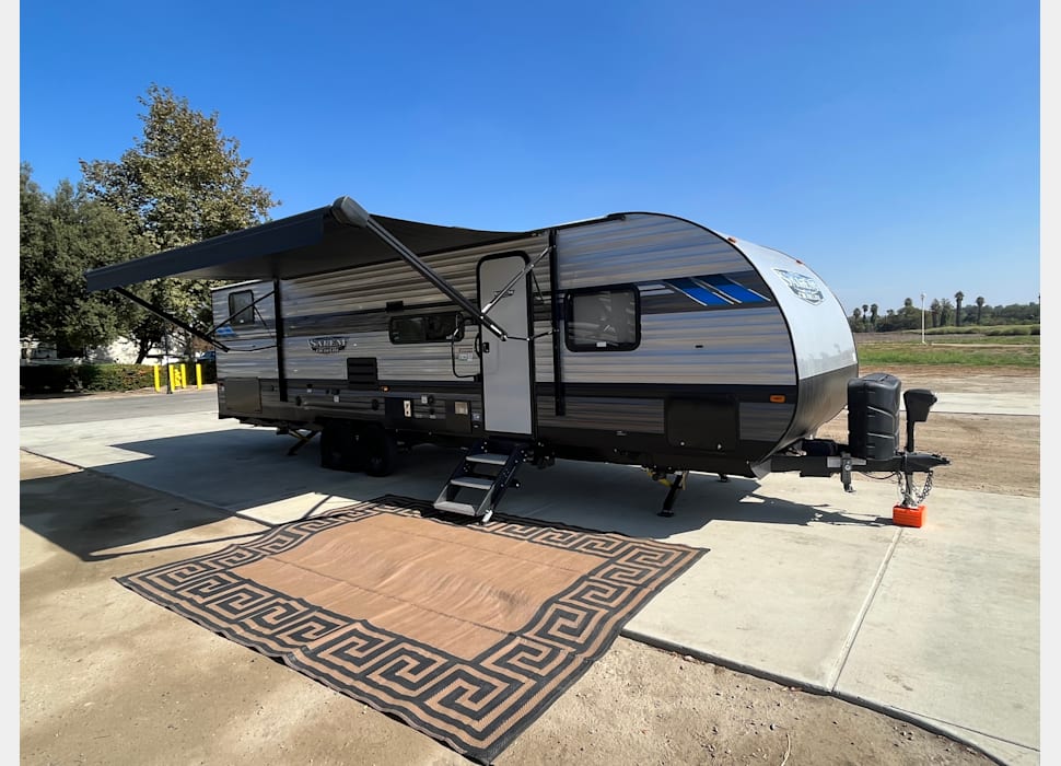 Travel Trailer rentals in Grand Terrace