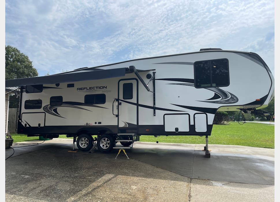 Fifth Wheel rentals in Yatesville