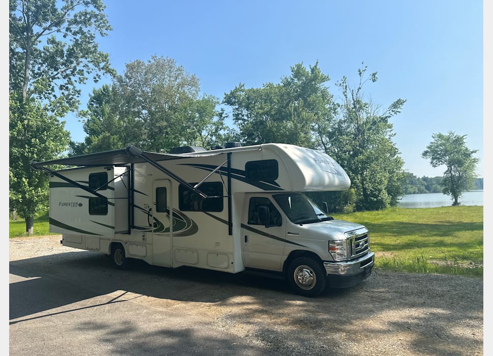 Class C Motor Home rentals in McEwen
