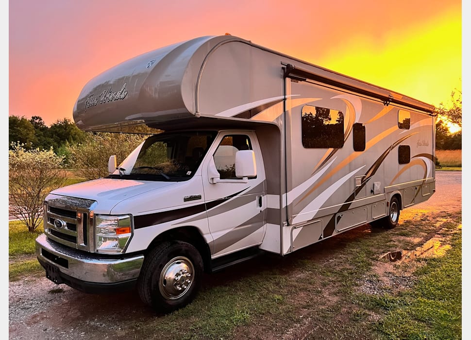 Class C Motor Home rentals in BLACK Mountain