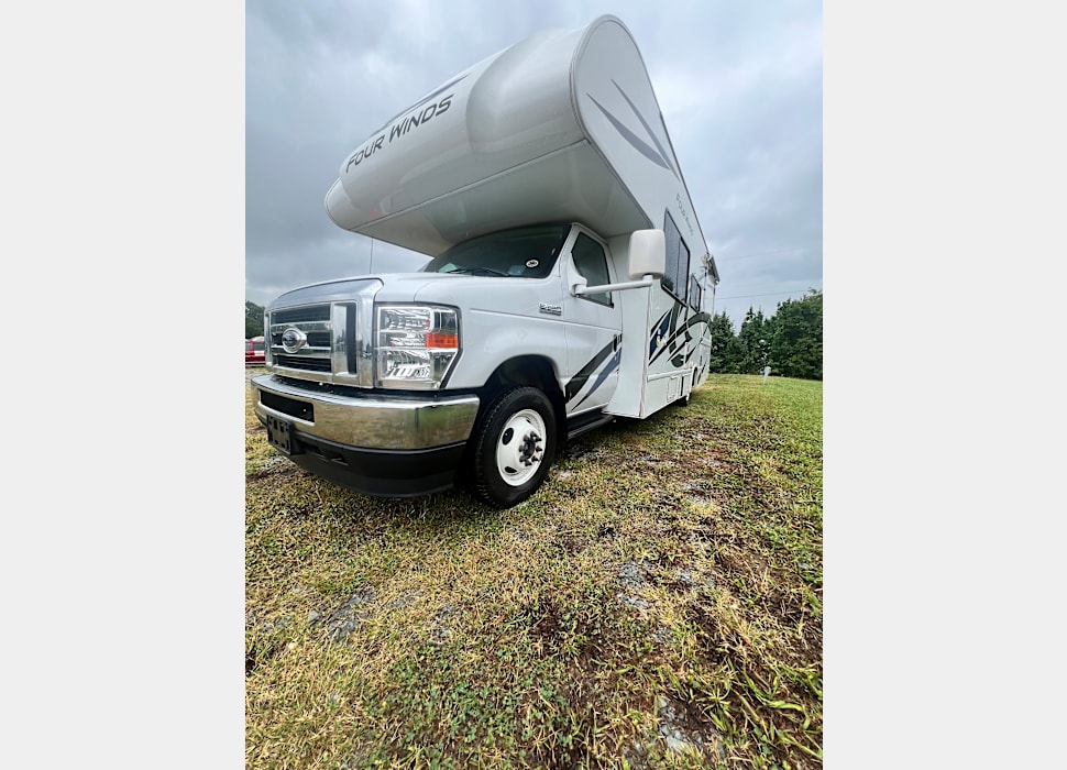 Class C Motor Home rentals in Sherrills Ford